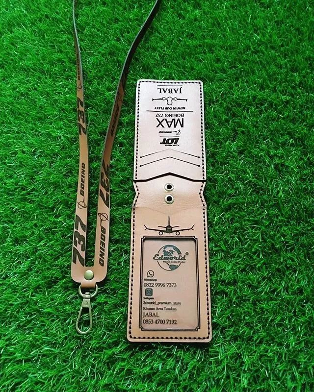 使用丝瓜视频免费下载打标及标记的工作证，展现美丽身份